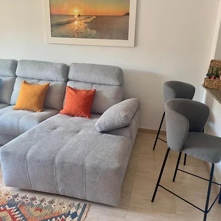 Ferienhaus 3 Bed Sleeps 6 -shared Pool -private Terrace *