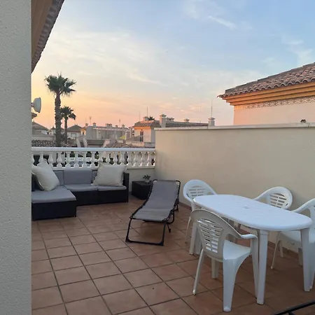 3 Bed Sleeps 6 -shared Pool -private Terrace *