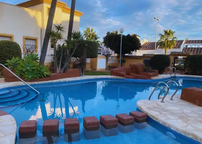 Modern Escape Shared Pool Private Terrace Ferienhaus Orihuela